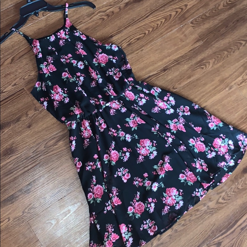 Flowy flowery knee length dress